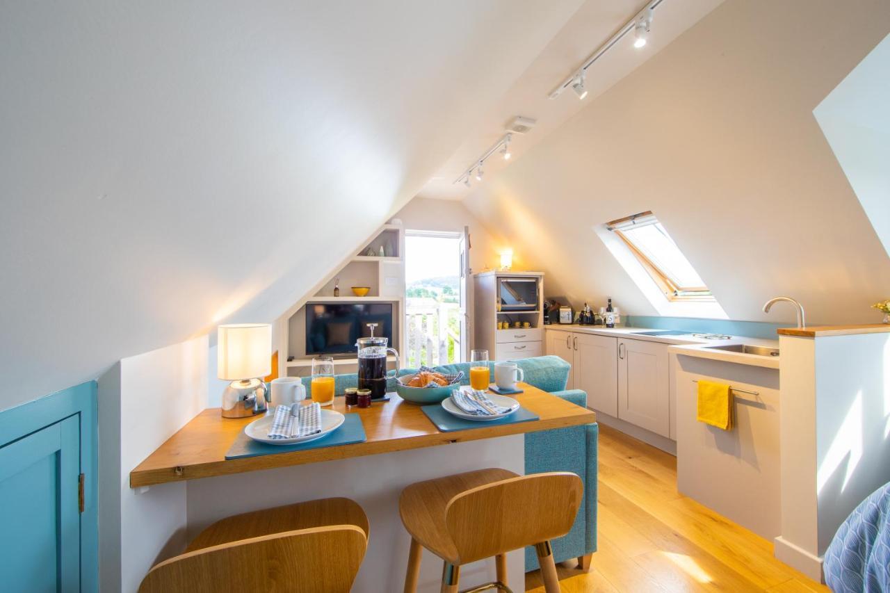 The Loft At The Little Elms Motcombe Exterior photo